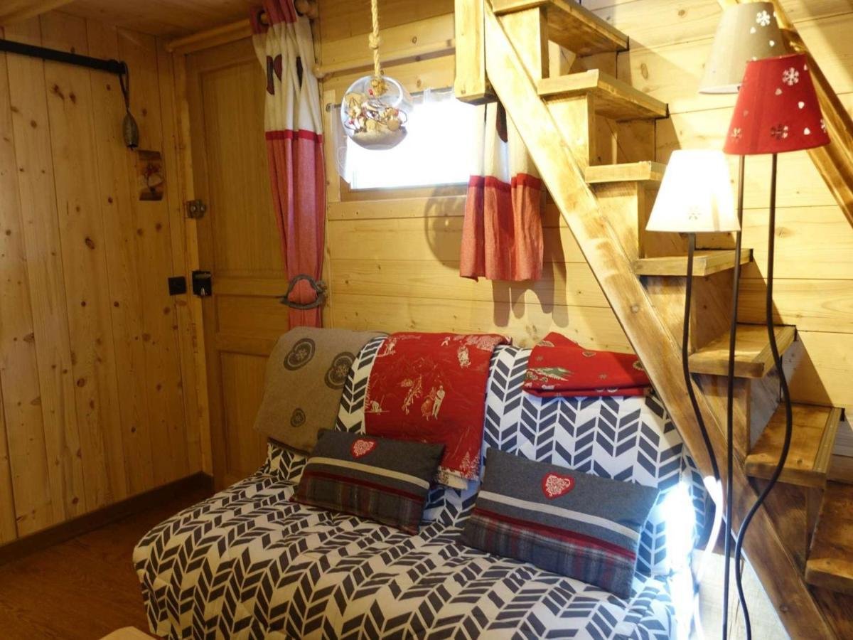 Charmant Mazot Savoyard A Hauteluce: Ideal Pour Couple, Proche Commerces Et Ski, Bien Equipe - Fr-1-342-263 Exterior photo